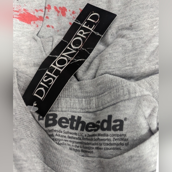 Dishonored Bethesda Wanted Loot Crate T Shirt Gray Black Size Men's Medium NWT - Picture 4 of 6